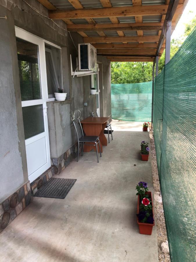 Гостиный Дом Comfort Reni ภายนอก รูปภาพ