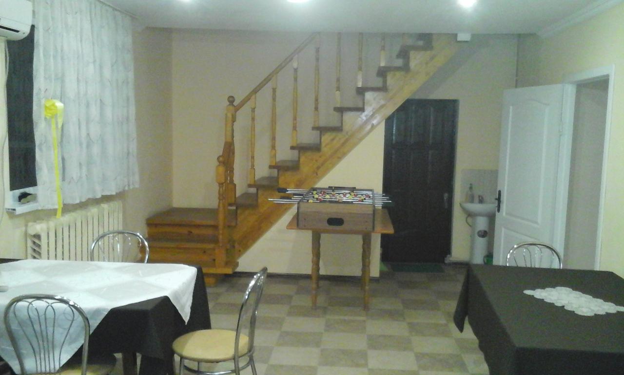 Гостиный Дом Comfort Reni ภายนอก รูปภาพ