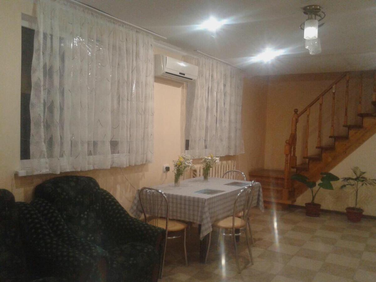 Гостиный Дом Comfort Reni ภายนอก รูปภาพ